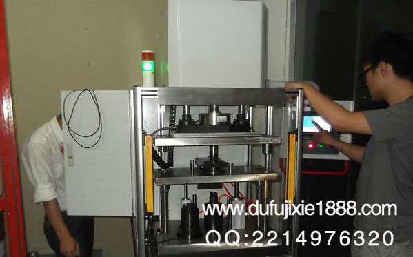 數(shù)控壓裝機